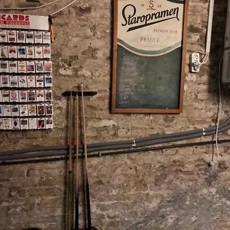 Whole Basement Former Pub2 For Stag Do, Men's Cave Daire *